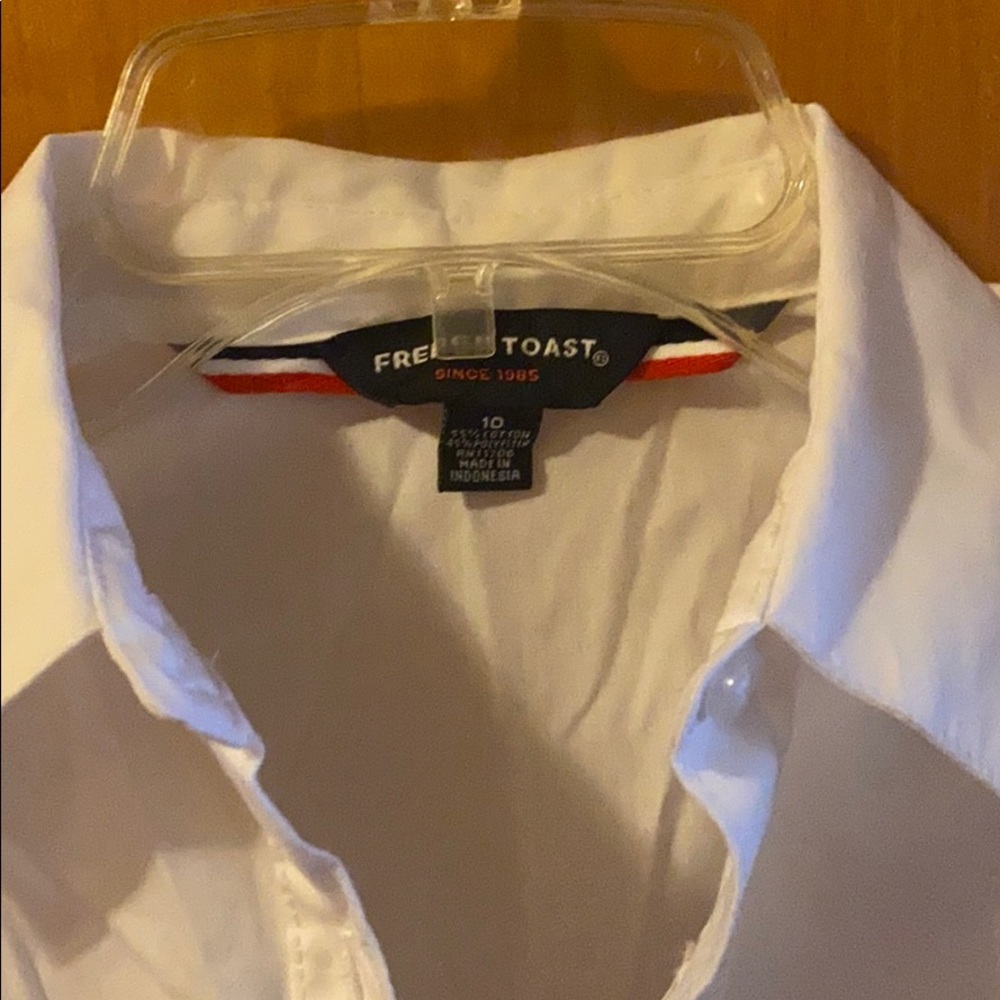 A shirt - Picture 3 of 3